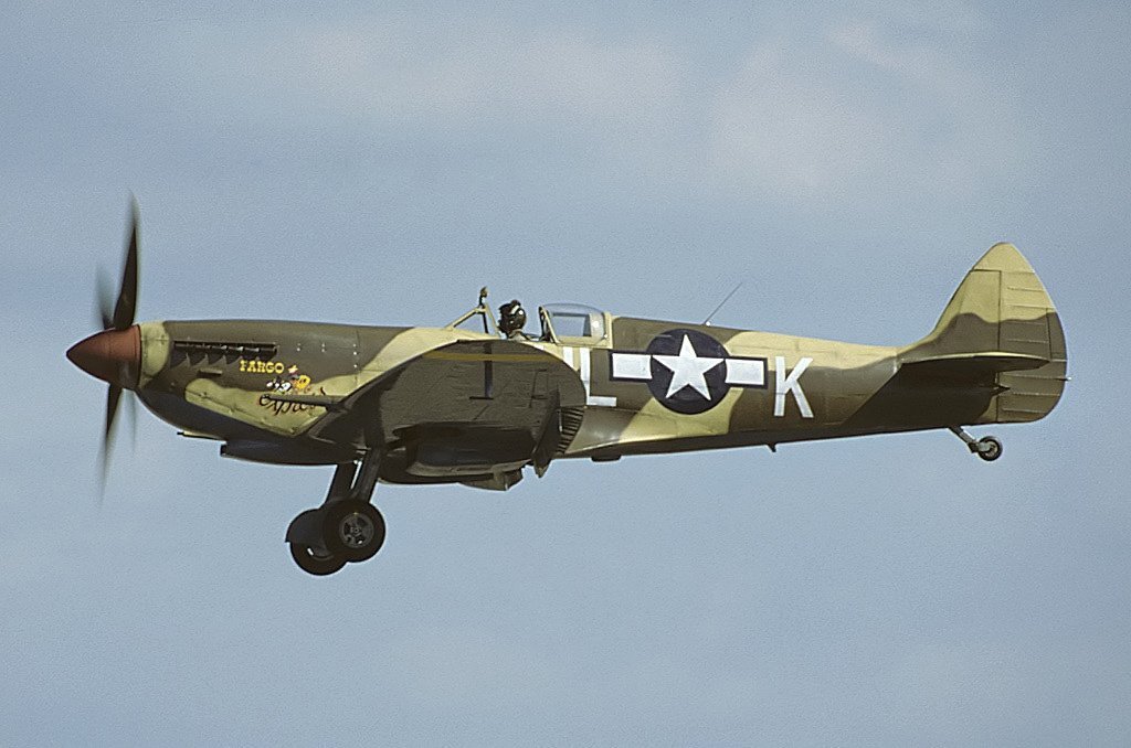 Supermarine_361_Spitfire_LF16E_AN1234984.jpg.16c08d20236999782fbe484c05a9b475.jpg
