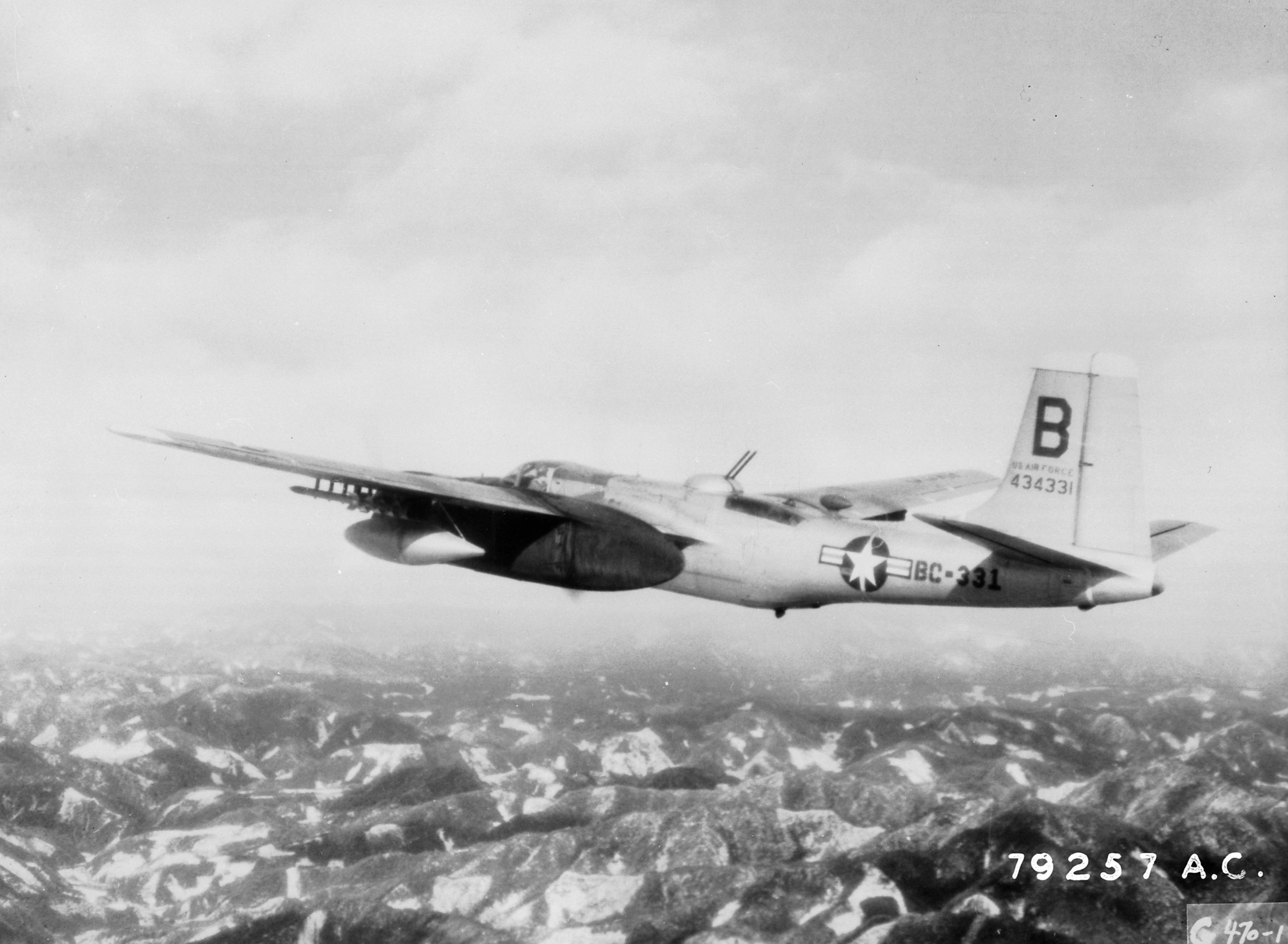 B-26-korea.jpg.6663e64bf3a65bb5131a75916a8682eb.jpg