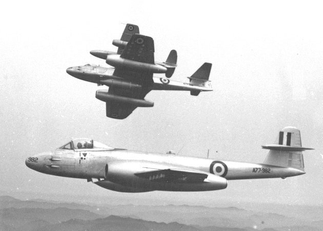 glostermeteor-13.jpg.9f6789b4584849e3f064f58682950e84.jpg.43b1e378c95a721f23e8ecef57eec016.jpg